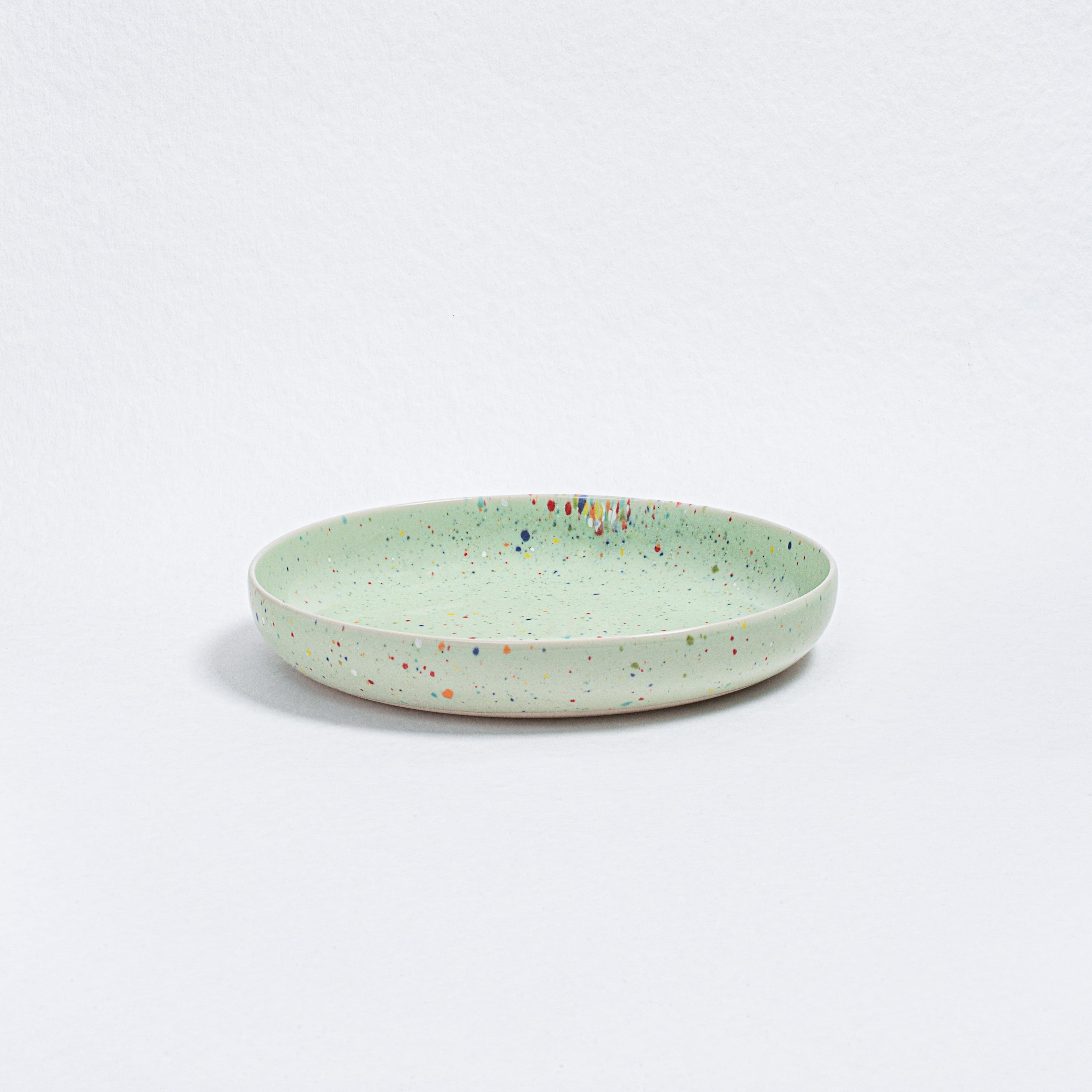 New Party Low Pasta Plate 23cm Green - Egg Back Home
