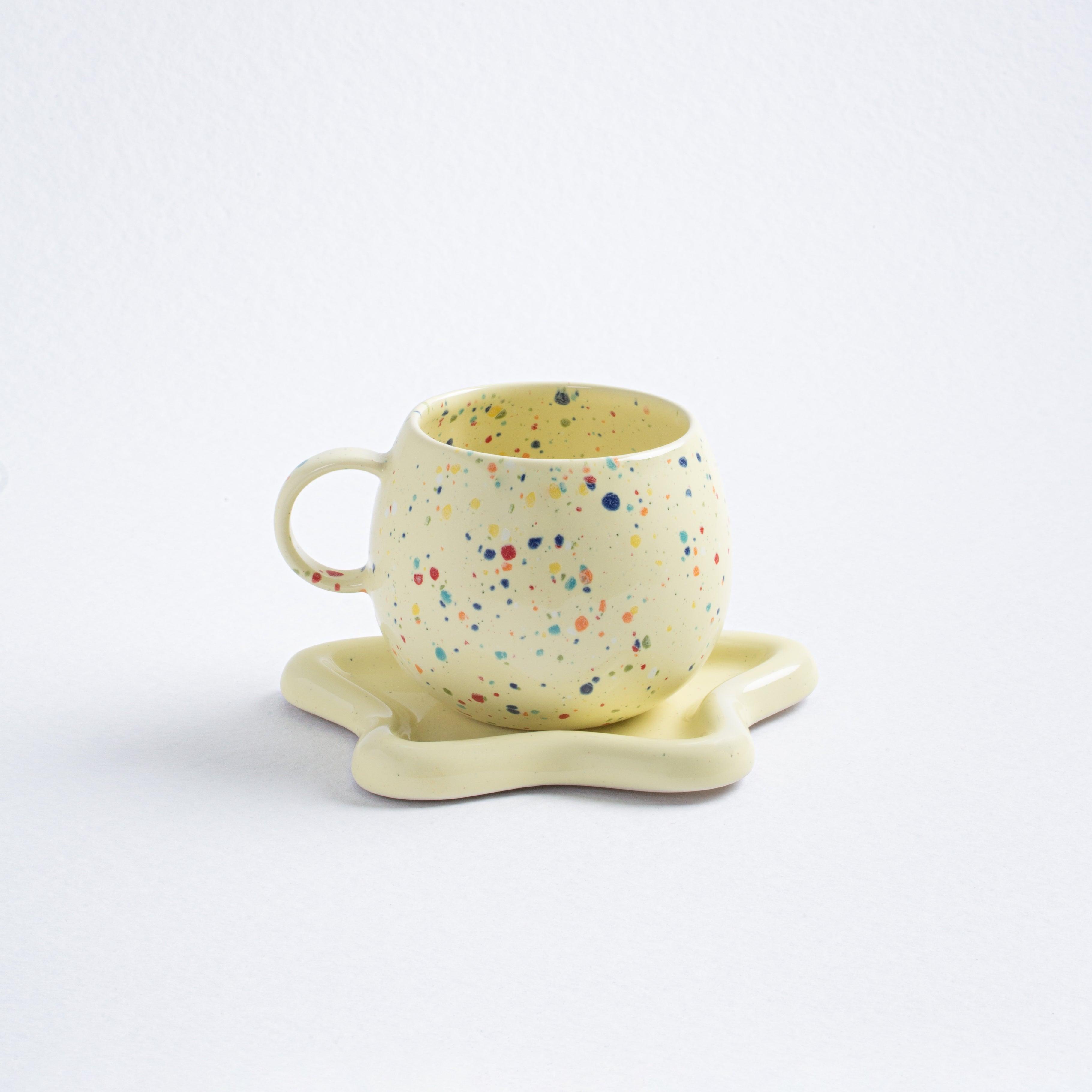 New Party Ball Mug 500ml Yellow - Egg Back Home