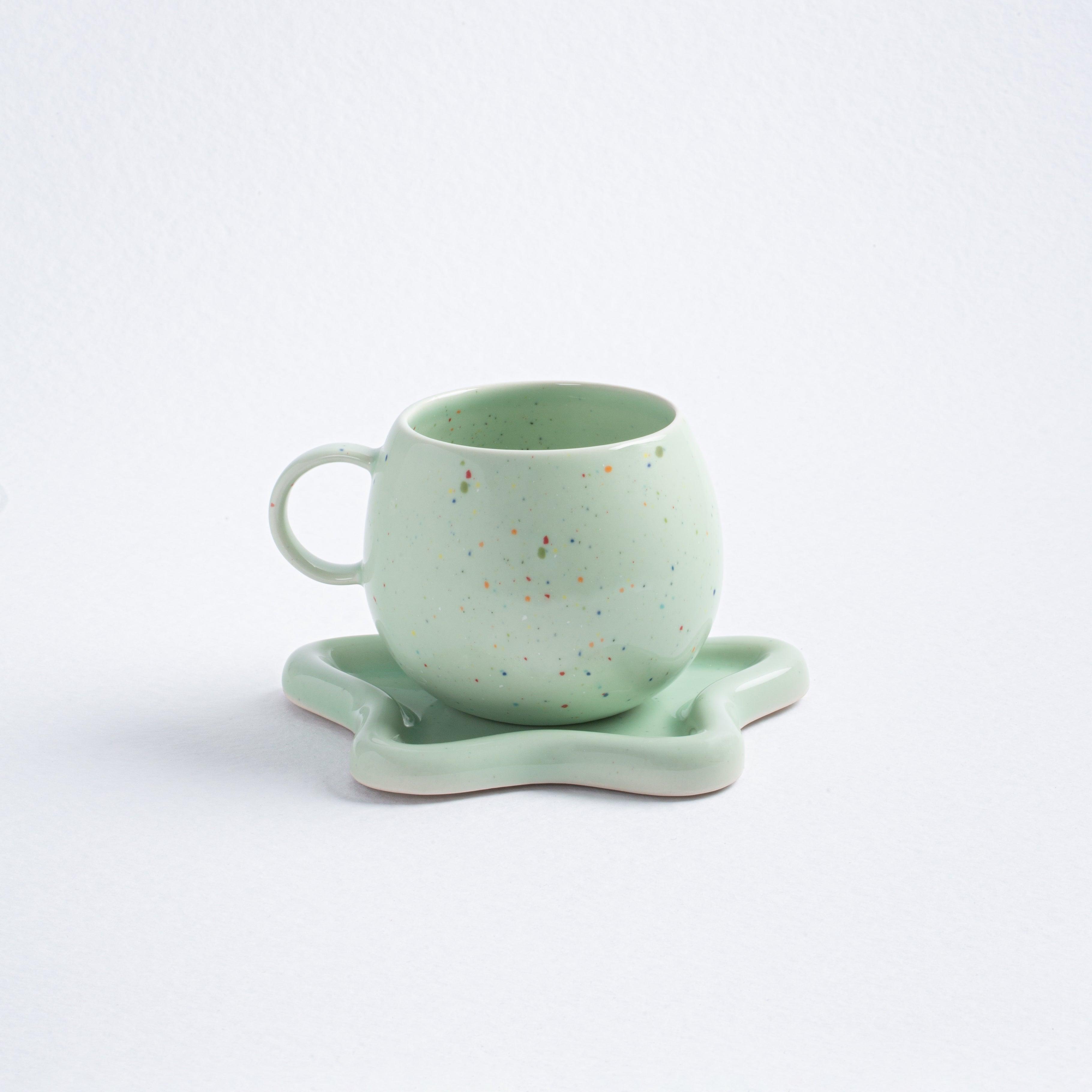 New Party Ball Mug 500ml Green - Egg Back Home