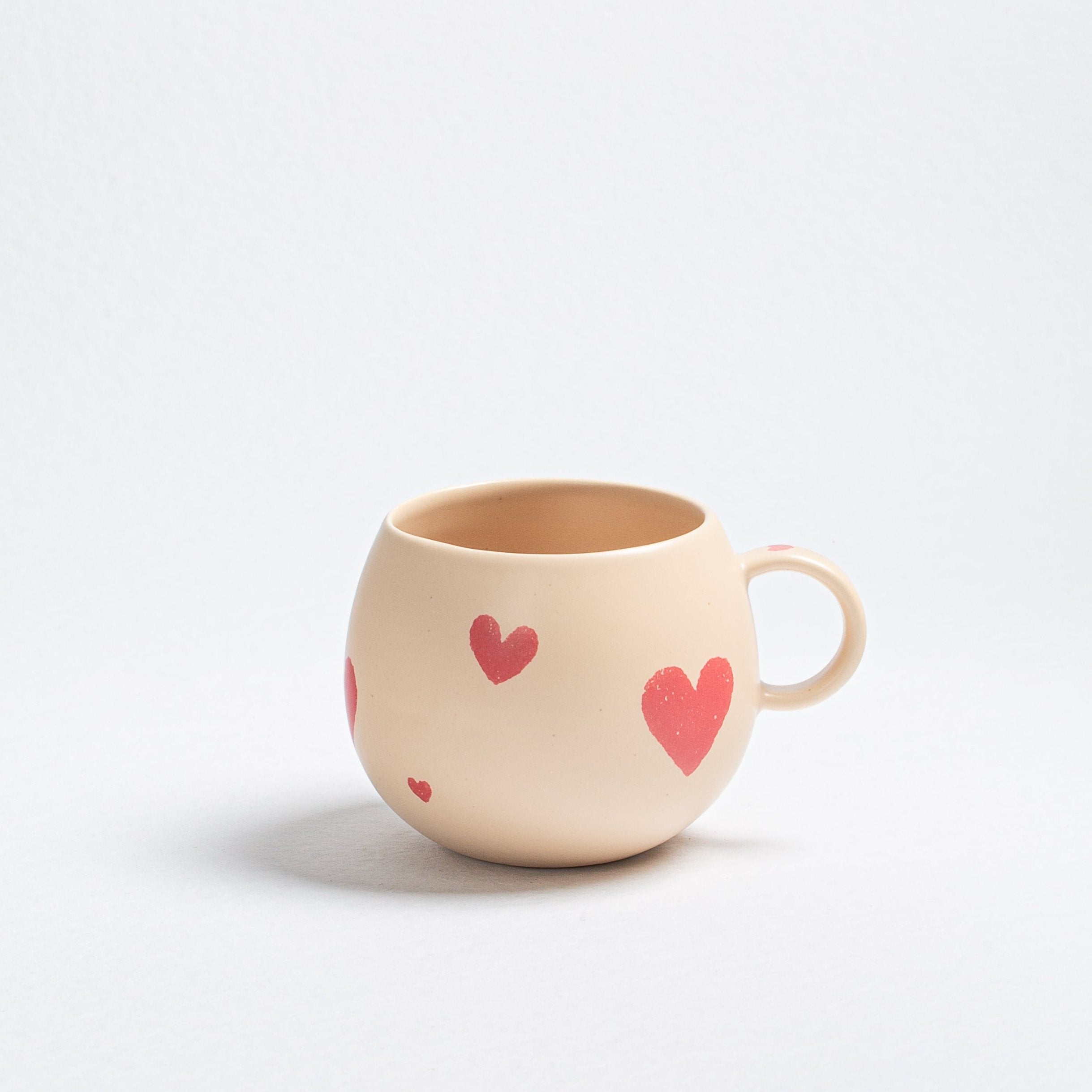 Cozy Hearts Ball Mug 500ml Limited Edition - Egg Back Home